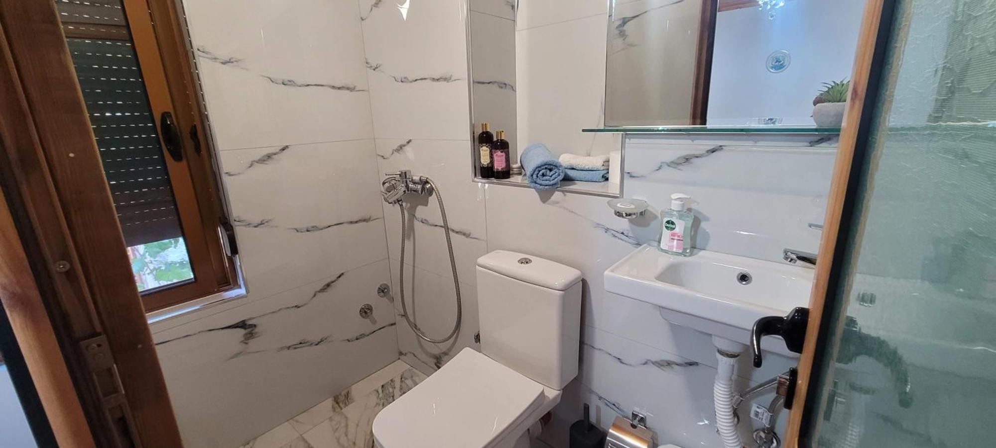 Guest House Emily Gjirokaster Luaran gambar